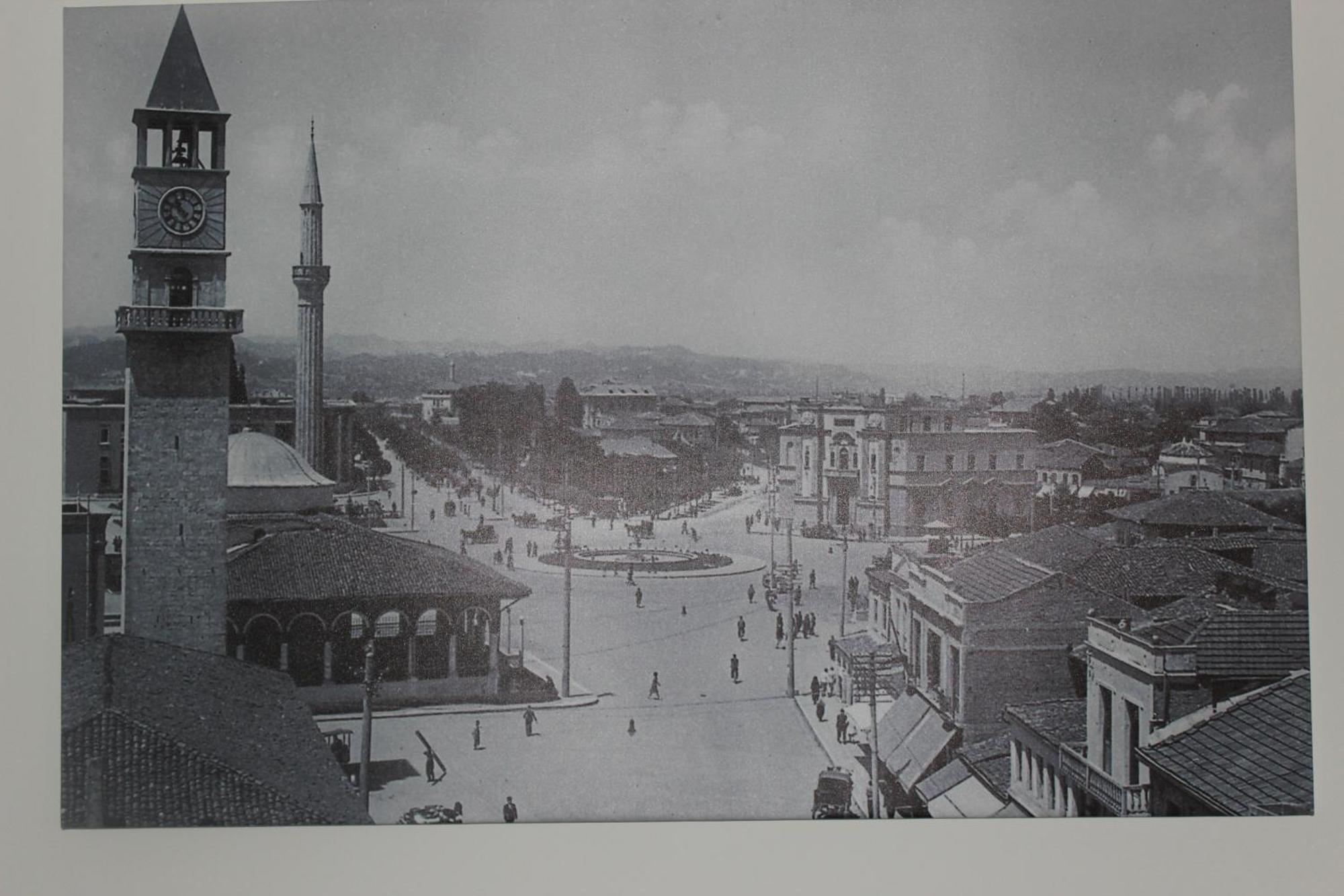 Lavandula Of Church Тирана Екстериор снимка
